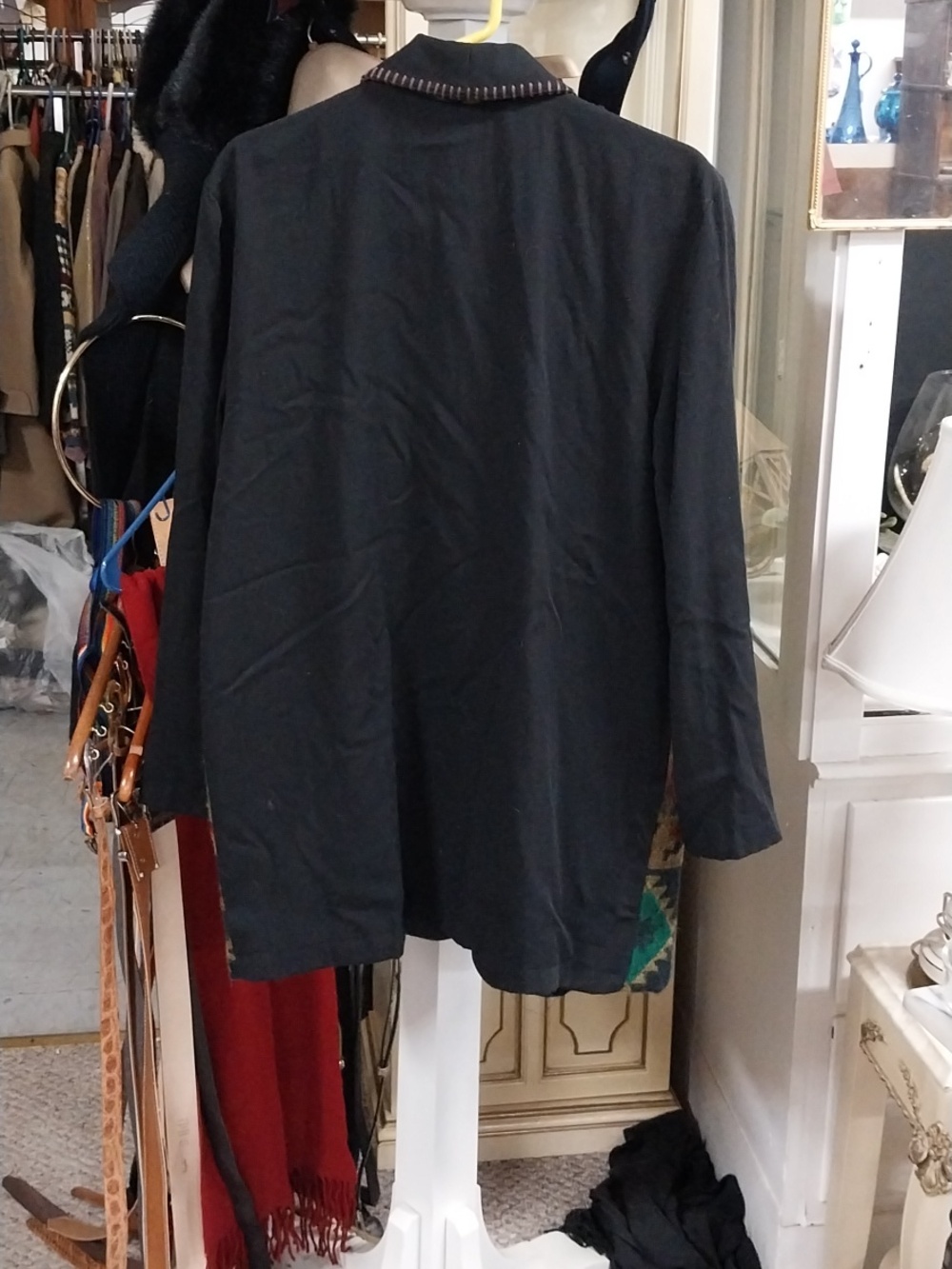 Vintage Wrapper USA Black Blazer with Multicolor Southwestern Front - Picture 5 of 5